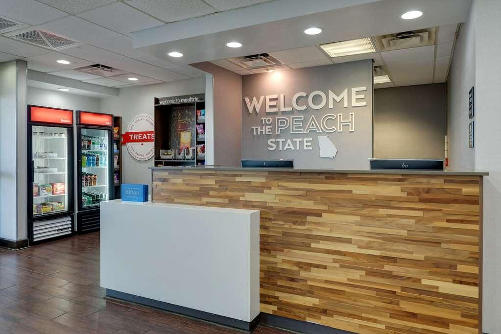 Hampton Inn Moultrie Interior foto